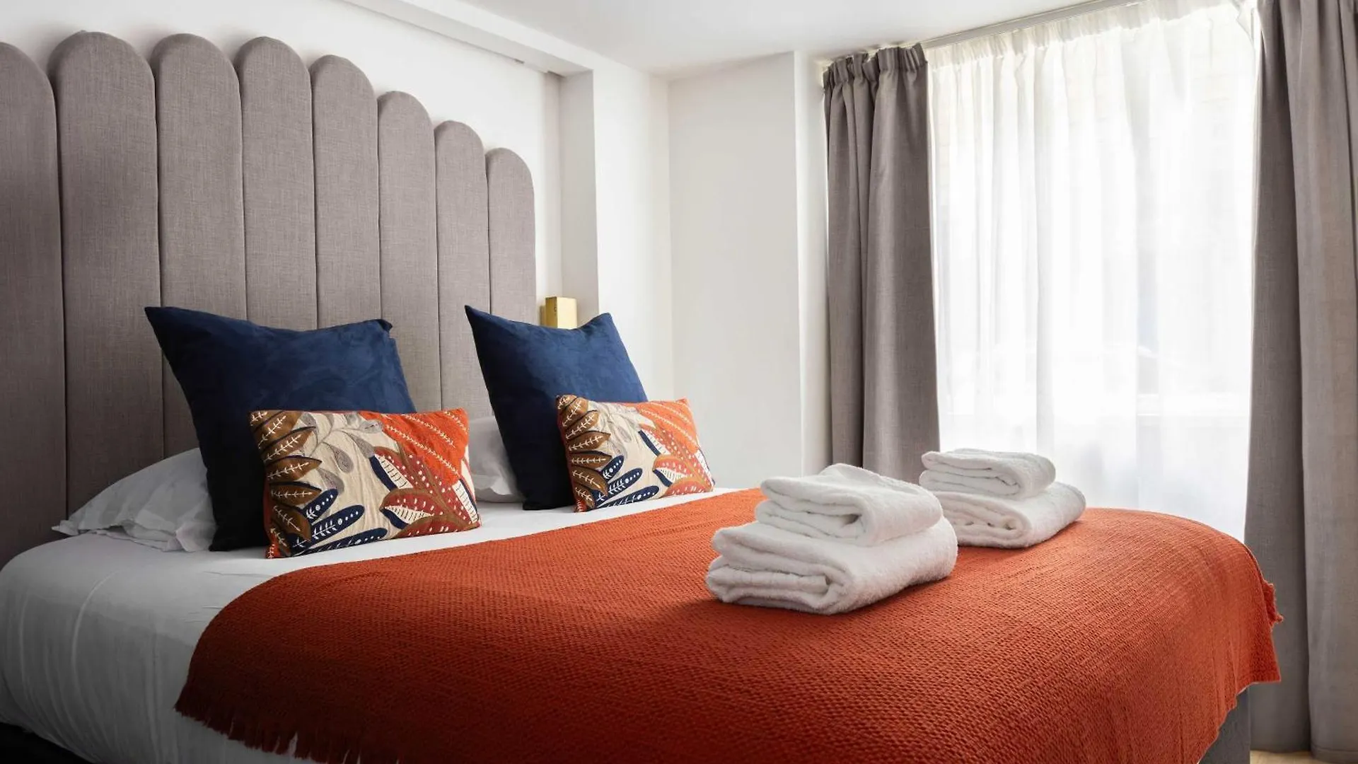 Bright Loft - 2br-6p - Place Pigalle * פריז